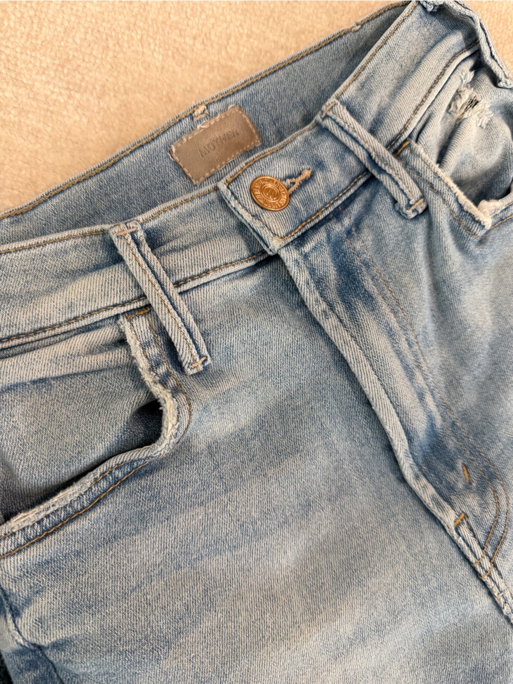 MOTHER The Hustler Ankle Chew Jeans in Petal Plucker - Picture 7 of 15